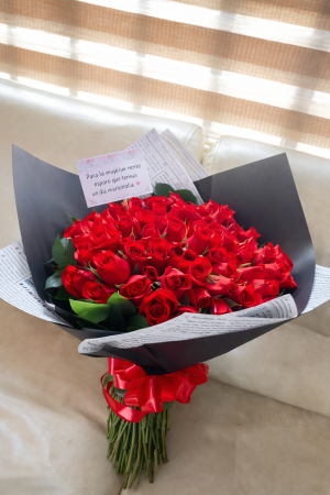 Bouquet por 50 rosas R78