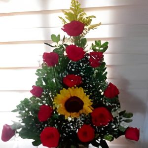 Arreglo 12 rosas y girasol R150