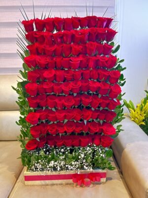 Arreglo por 100 rosas R178 - Arreglos florales en Duitama a domicilio Te Mando Flores